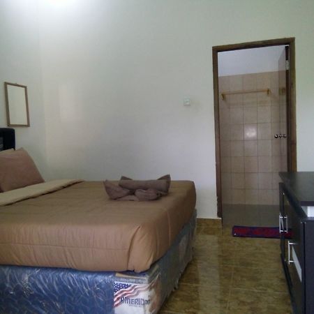 Family Garden Homestay Mangsit Dış mekan fotoğraf