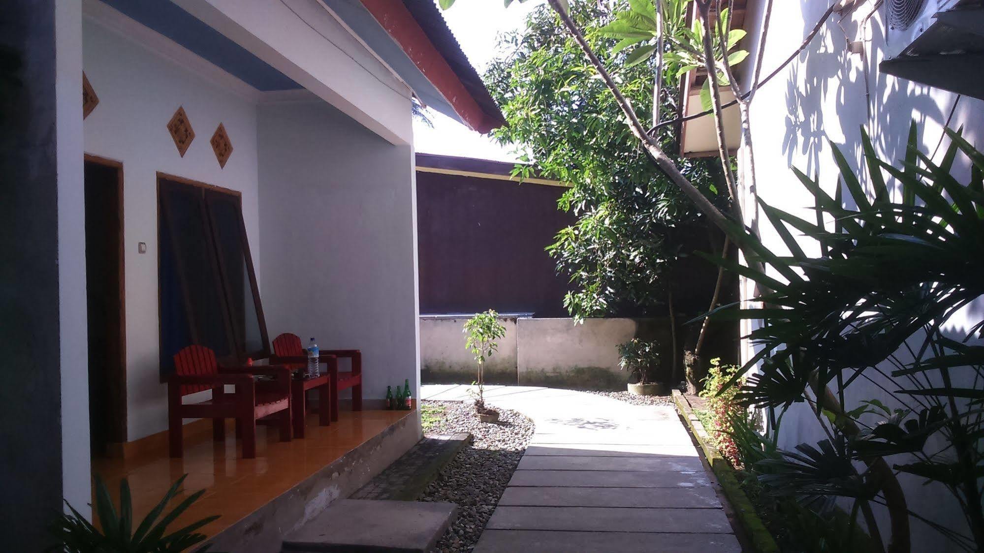 Family Garden Homestay Mangsit Dış mekan fotoğraf